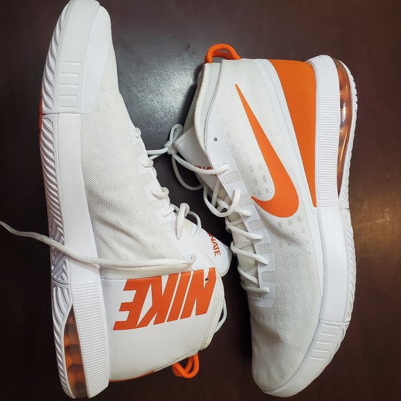 Nike Other - Nike Airmax Dominate Basketball Shoes